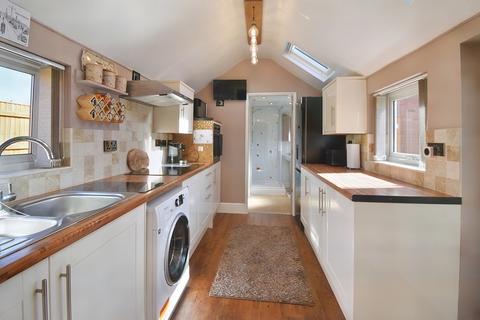 3 bedroom detached bungalow for sale, Willerton Road, North Somercotes LN11 7NH