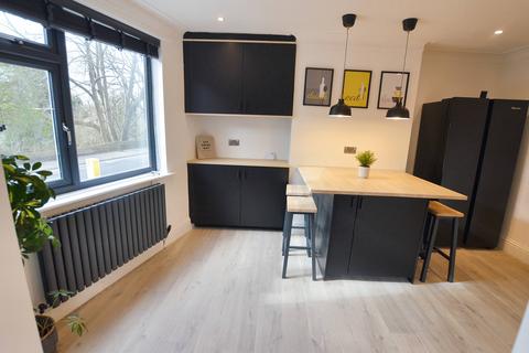 undefined, Norman Row, Kirkstall, Leeds LS5