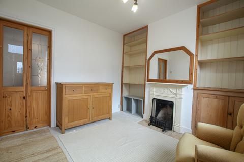 2 bedroom terraced house to rent - Railway Road, Newbury RG14
