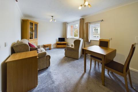 1 bedroom apartment for sale, Barton Lodge, Station Road