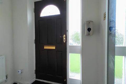 16 Carling Close, Bradford, BD7 4RU