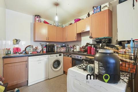 1 bedroom flat for sale, Collinson Court, Enfield