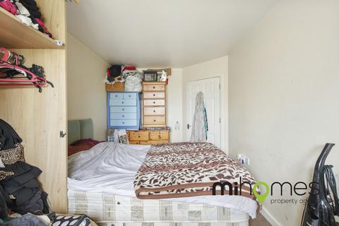 1 bedroom flat for sale, Collinson Court, Enfield