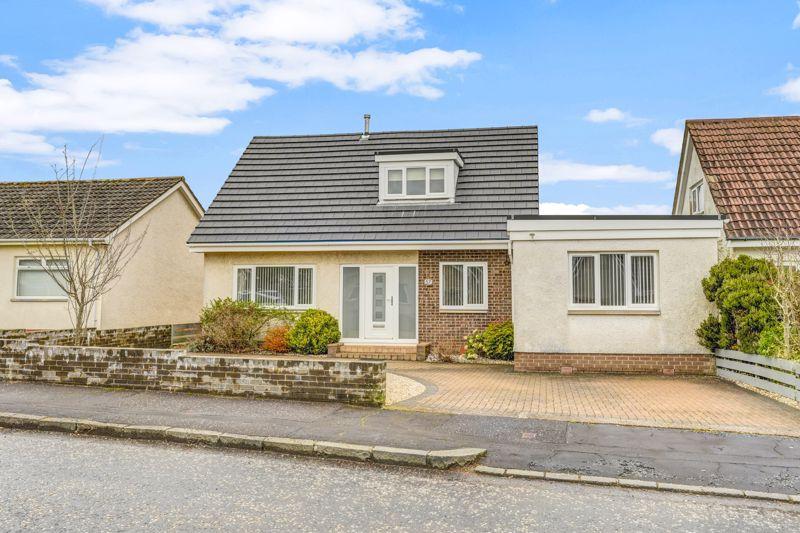 57 Bathurst Drive, Alloway, Ayr, KA7 4UE 4 bed detached bungalow £285,000
