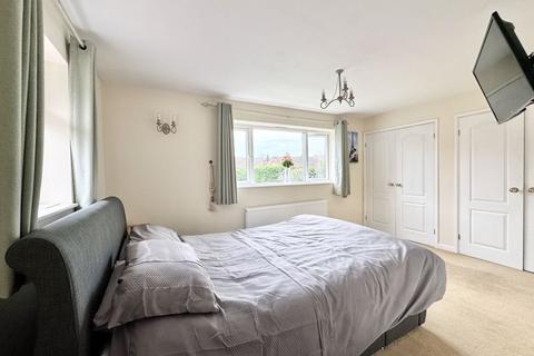 9 Heath Croft Road, Sutton Coldfield, B75 6RA