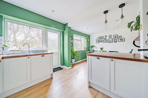 28 Birling Drive, Tunbridge Wells, TN2 5LG