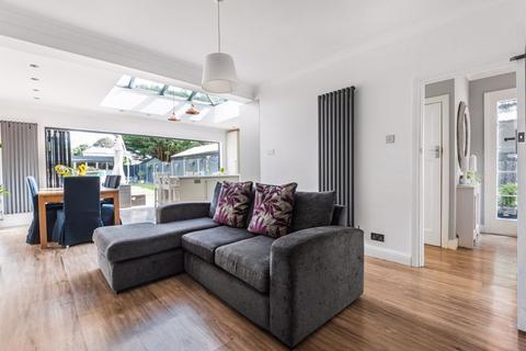 79 Crombie Road, Sidcup, DA15 8AT