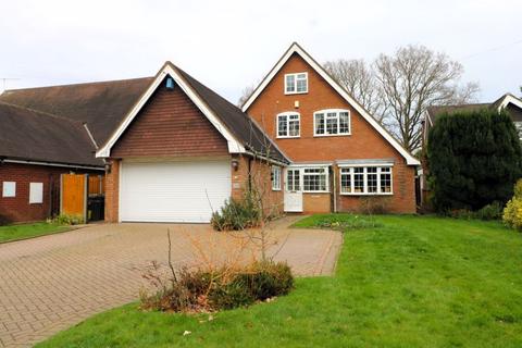 5 bedroom detached house for sale, Woodfield Close, Walsall