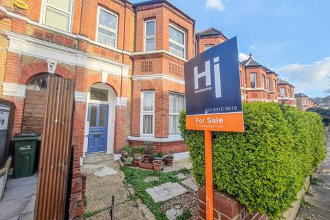 2 bedroom flat for sale, Vernham Road, Plumstead