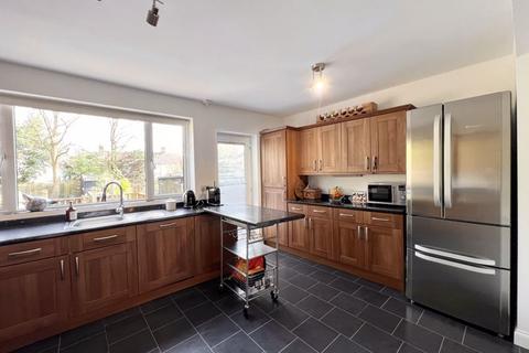 2 bedroom terraced house for sale - Deans Lane, Edgware