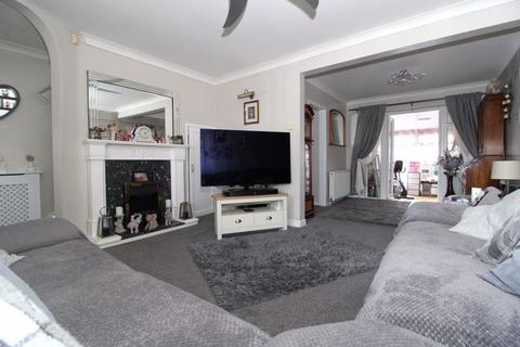 101 Chase Road, Brownhills, Walsall, WS8 6JE