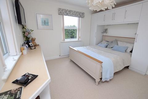 2 Grange Drive, Tattershall, Lincoln, LN4 4GJ