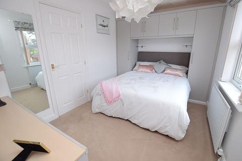 2 Grange Drive, Tattershall, Lincoln, LN4 4GJ