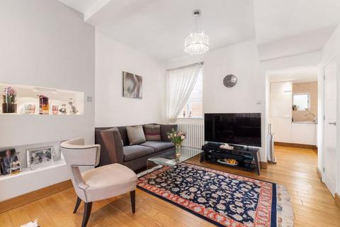 undefined, Hogarth Hill, Hampstead Garden Suburb, NW11