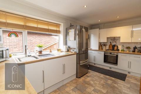 4 bedroom chalet for sale, Saracen Road, Hellesdon, Norwich