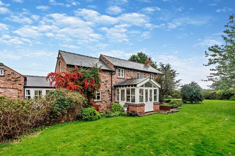 3 bedroom detached house for sale, Great Barrow, Nr. Chester