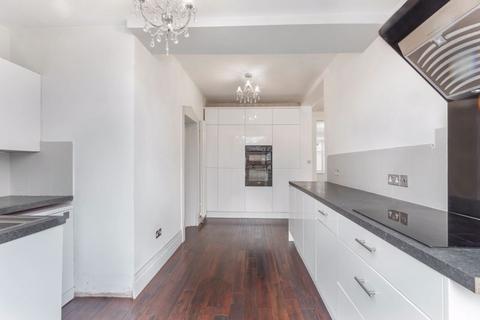 4 bedroom semi-detached house for sale, Bourne Avenue, Fenham, Newcastle Upon Tyne