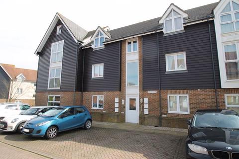 2 bedroom apartment for sale, Paxton Avenue, Hawkinge, Folkestone