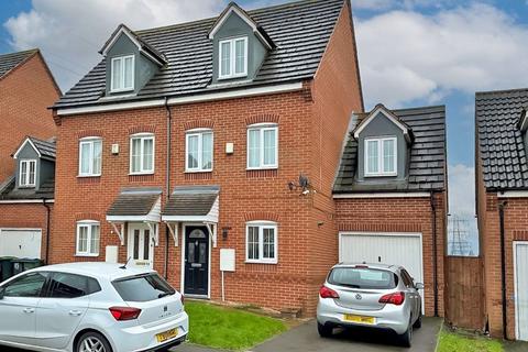 4 bedroom property for sale - Old College Drive, Wednesbury