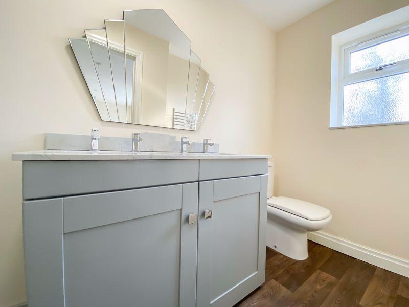 En suite shower room