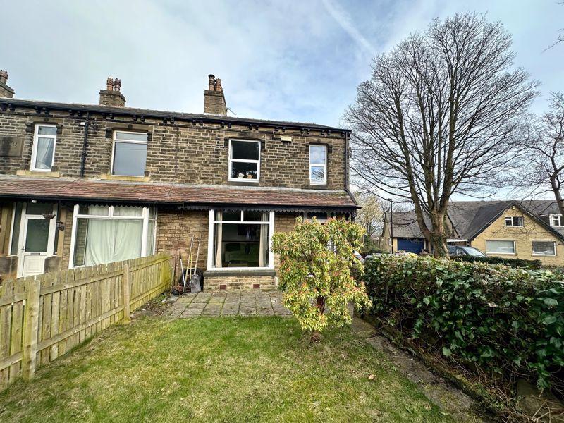 Dudwell Lane, Skircoat Green, Halifax 3 bed end of terrace house for