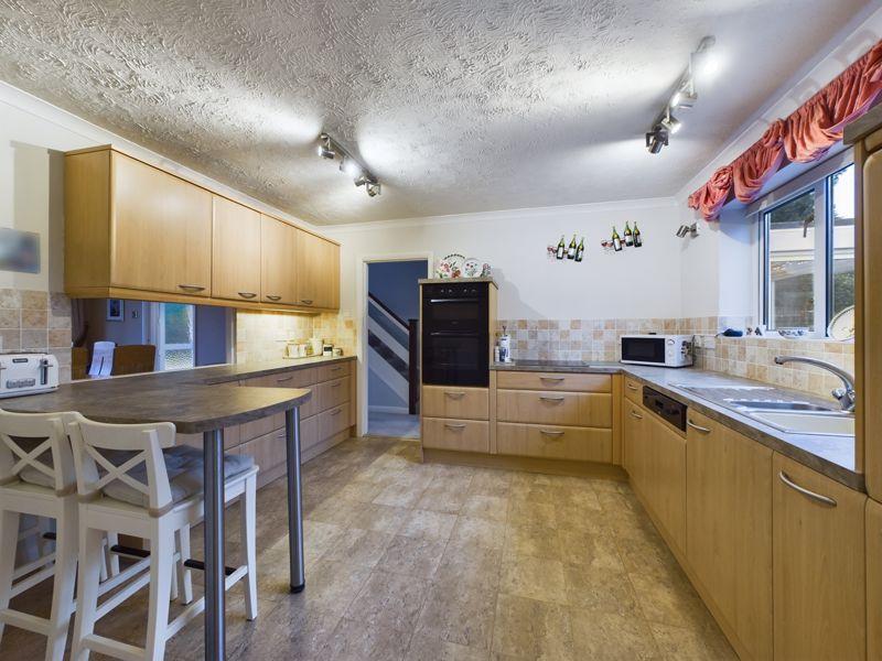 Kitchen/breakfast