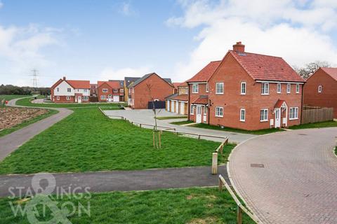 3 bedroom semi-detached house for sale, Hare Crescent, Hethersett, Norwich