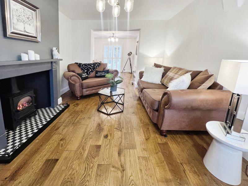 Sitting Room/Dining
