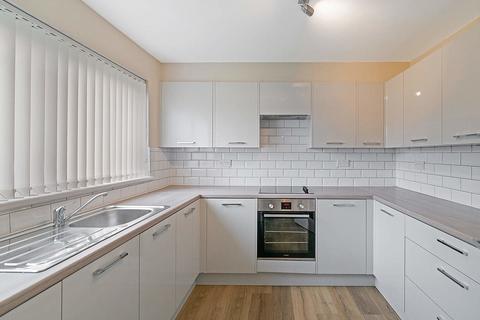 2 bedroom apartment to rent, 166A Main Street, Bridgeton, Glasgow, G40 1LR