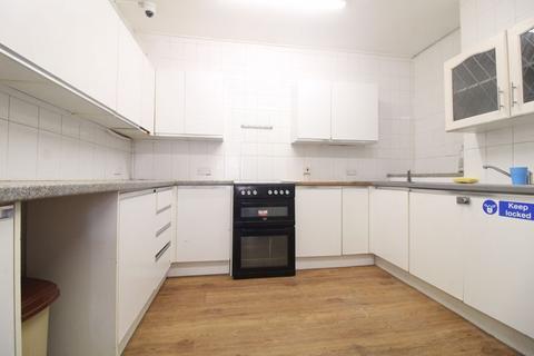 undefined, Compton Avenue, Luton