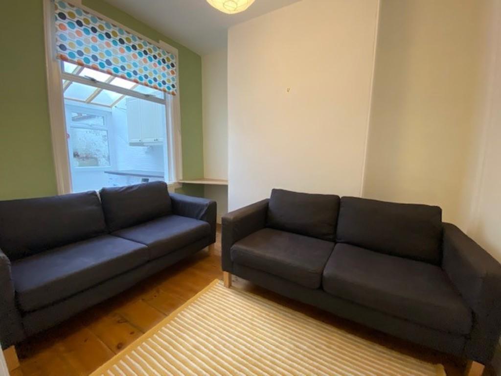 13 old park lounge