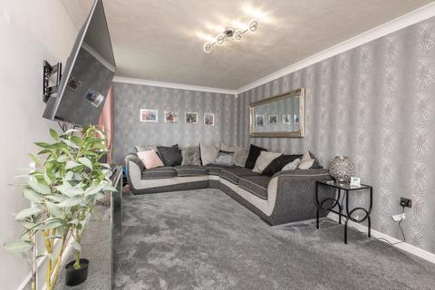 4 bedroom detached house for sale, Landscove Avenue, Bradford 4