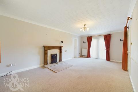 4 bedroom detached house for sale, Three Mile Lane, Costessey, Norwich