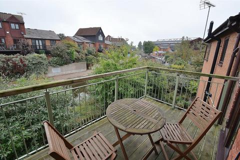 5 bedroom semi-detached house to rent - Quayside Close, NG2