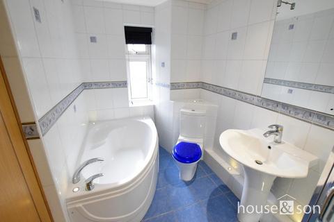 2 bedroom apartment to rent, Pine Grange, Bath Road, Bournemouth