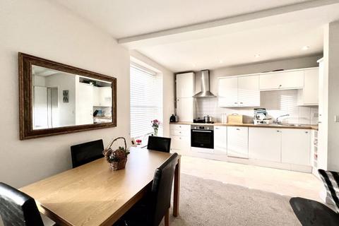 2 bedroom apartment for sale - High Street, Calne SN11