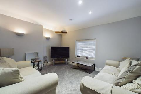 2 bedroom apartment for sale, Severn Bank, Telford TF8