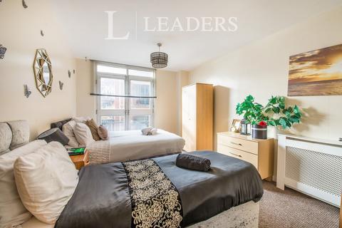 4 bedroom apartment to rent, Lexington Place, Nottingham