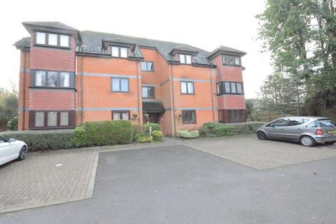 2 bedroom apartment to rent - Crowthorne Lodge