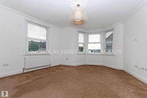 2 bedroom apartment to rent - Glenthorne Road, London N11