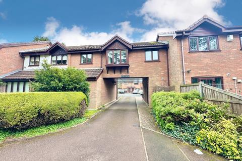 15 Alvanley Close, Sale, M33 3RD
