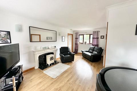15 Alvanley Close, Sale, M33 3RD