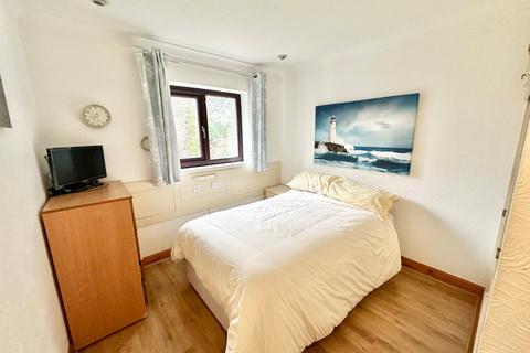 15 Alvanley Close, Sale, M33 3RD