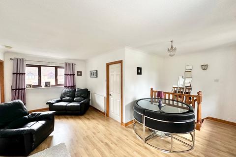 15 Alvanley Close, Sale, M33 3RD