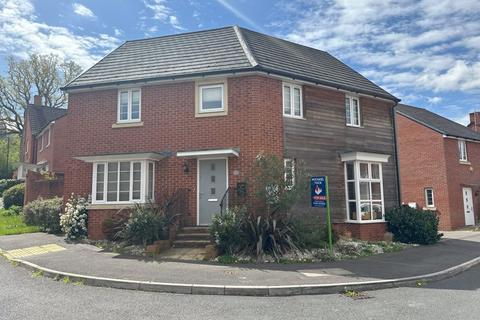 4 bedroom detached house for sale, Oldfield Road, Brockworth, Gloucester GL3 4RY