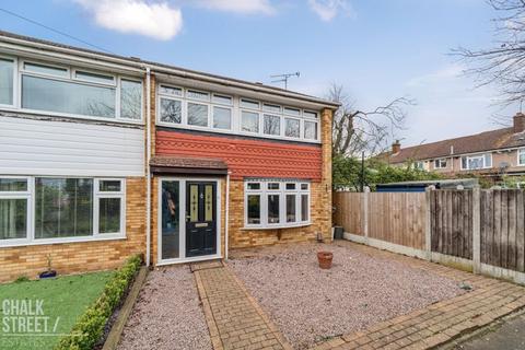 3 bedroom end of terrace house for sale - West Malling Way, Hornchurch, RM12