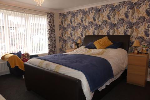 91 Fold Green, Chadderton, Oldham, OL9 9DX