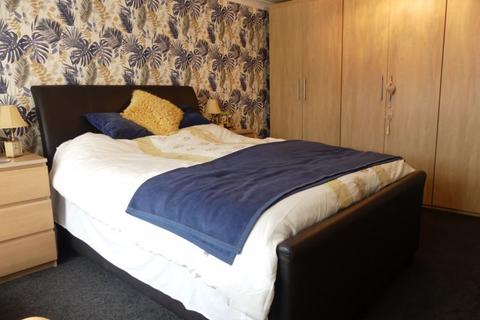 91 Fold Green, Chadderton, Oldham, OL9 9DX