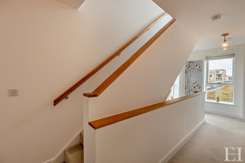 8588392-interiorwm10-800