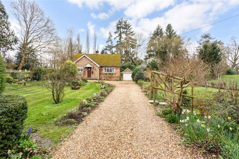 3 bedroom detached house for sale - Greywell Road, Up Nately, Hook, Hampshire, RG27